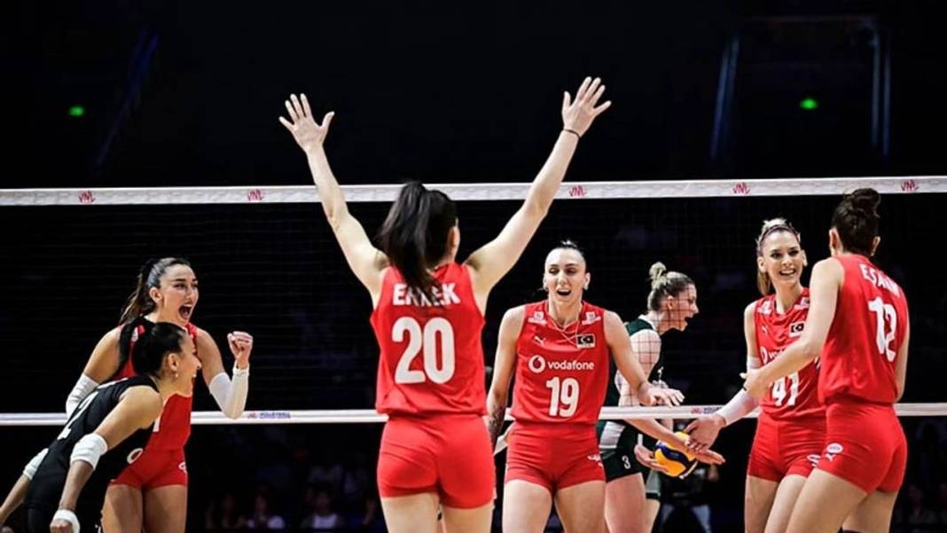 Filenin Sultanları için flaş sözler: Japonya maçı ne zaman saat kaçta? 11